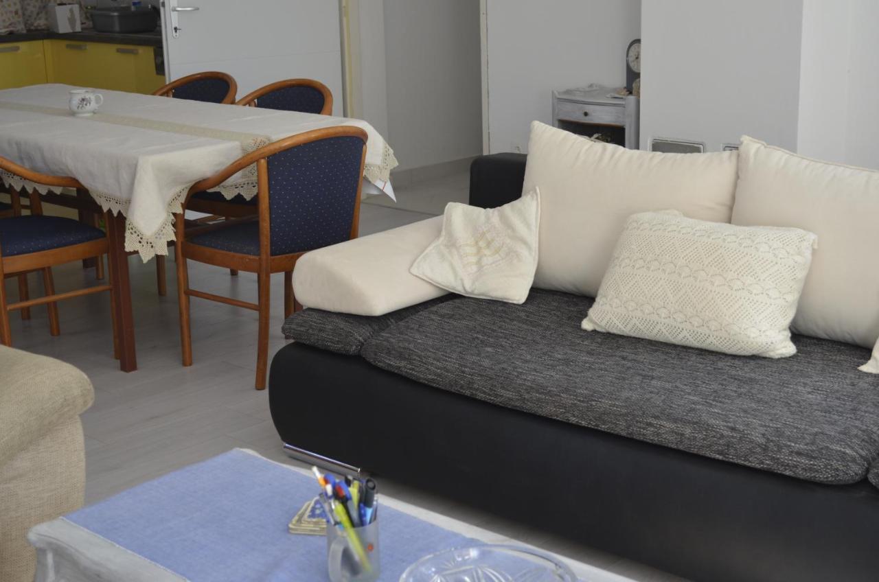 L&L Apartments Povile Eksteriør bilde